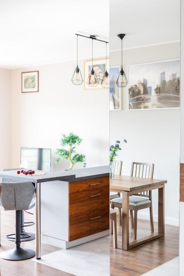 Superapart Bobrowiecka 3 Varšava Exteriér fotografie