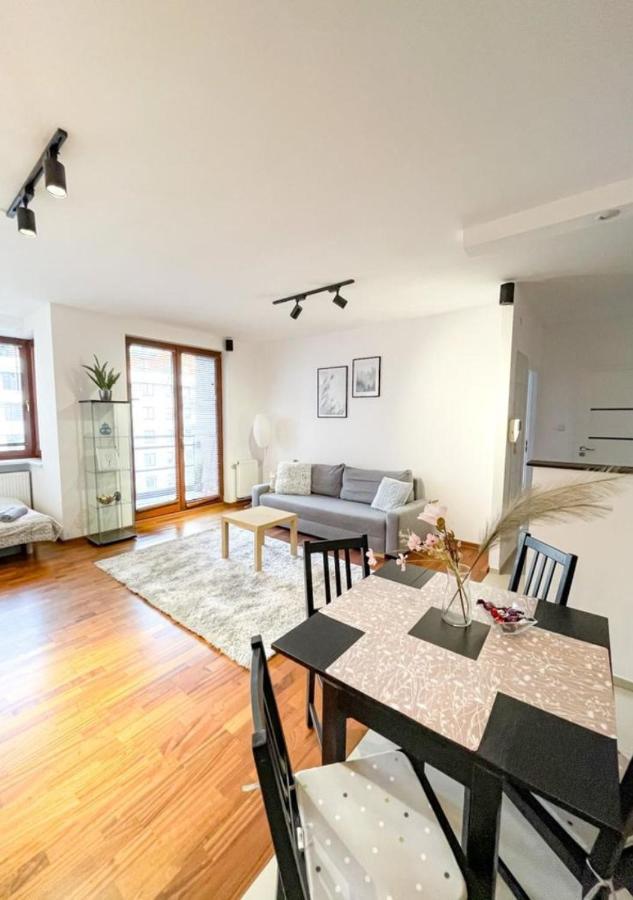 Superapart Bobrowiecka 3 Varšava Exteriér fotografie